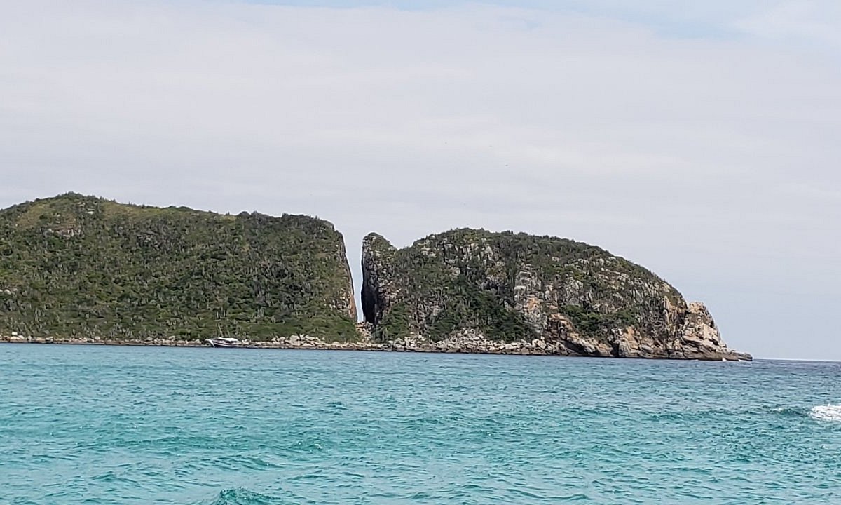 A Beleza Natural da Fenda de Nossa Senhora de Arraial do Cabo