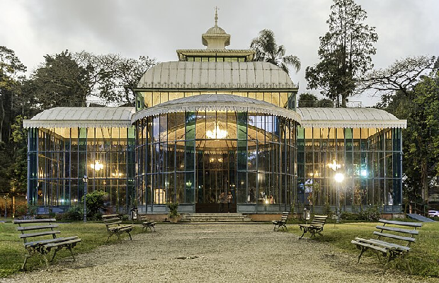 Passeio em Palacio Cristal